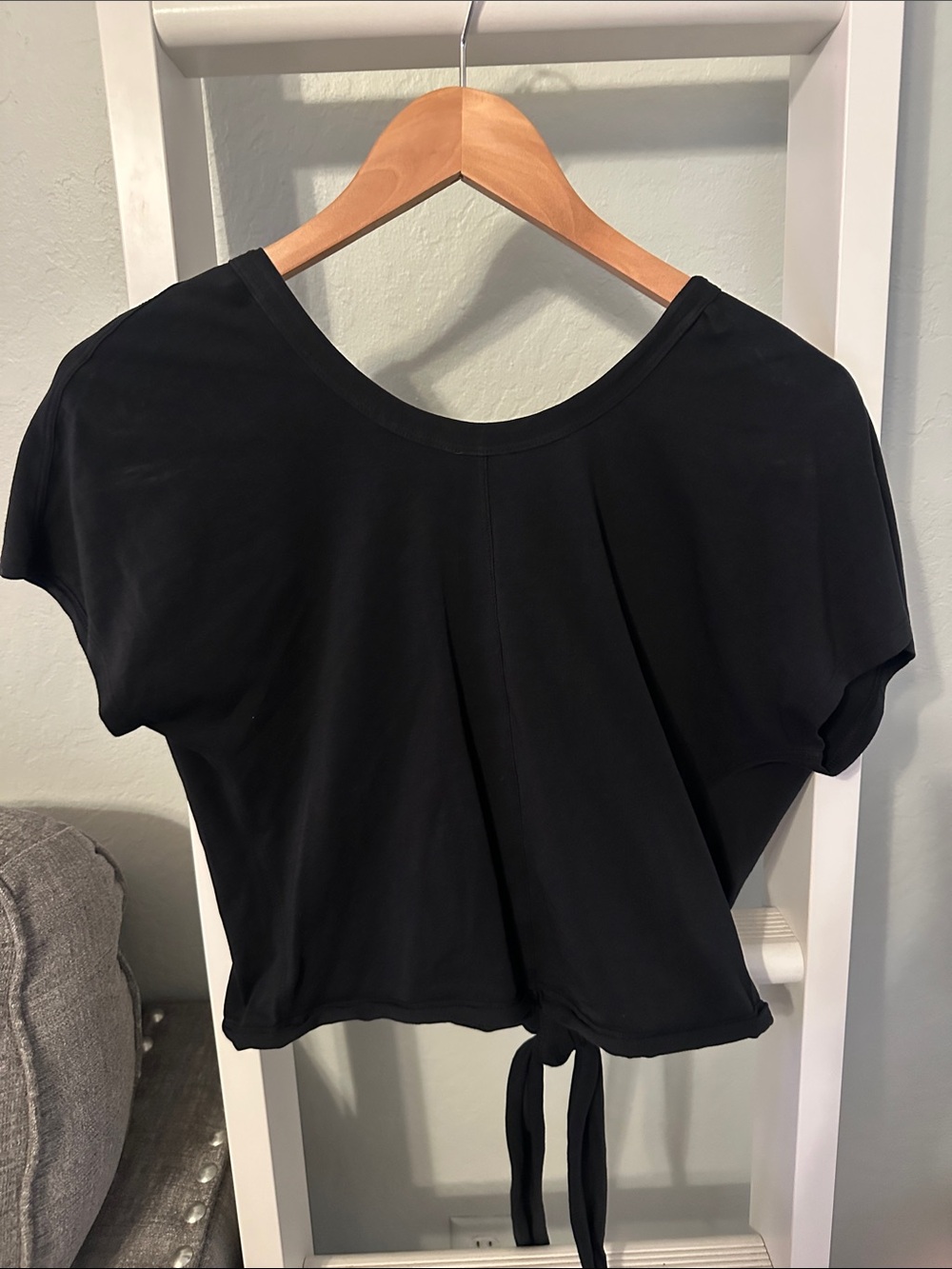 lululemon athletica Black Tie-Back Crop Top